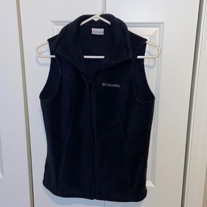 Women’s Columbia fleece vest